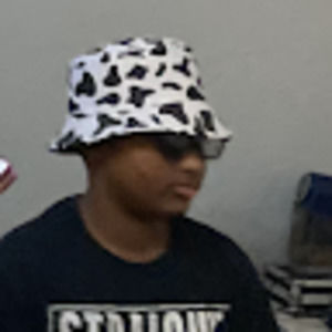 Meet your Posher, Ellyah